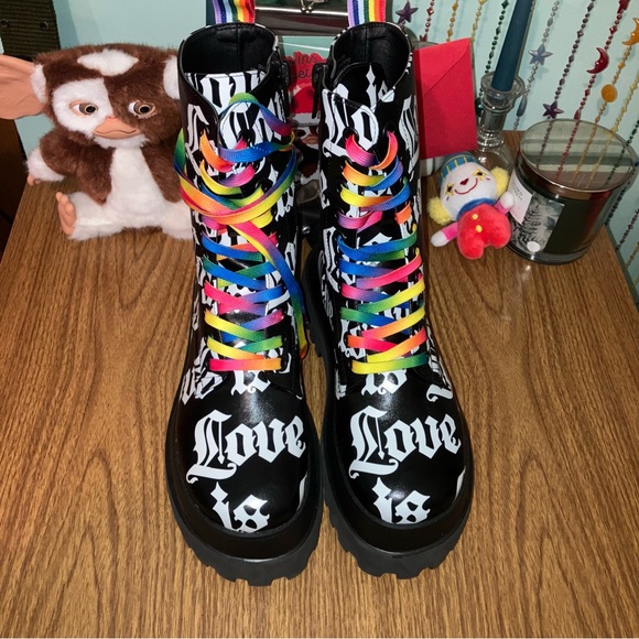 NEW RARE CLUB EXX LOVE IS LOVE PRIDE RAINBOW COMBAT BOOTS - Picture 14 of 16